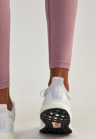 BeShaped Regular Sports trousers 'Lift Me Up' in Red