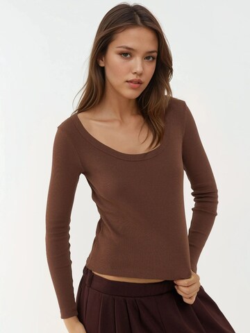 T-shirt Hiccup en marron