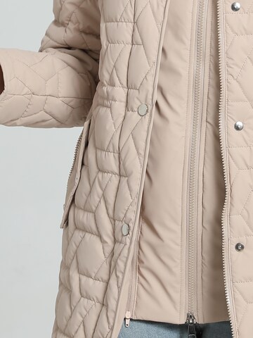 Funk since 1776 Between-Seasons Coat in Beige
