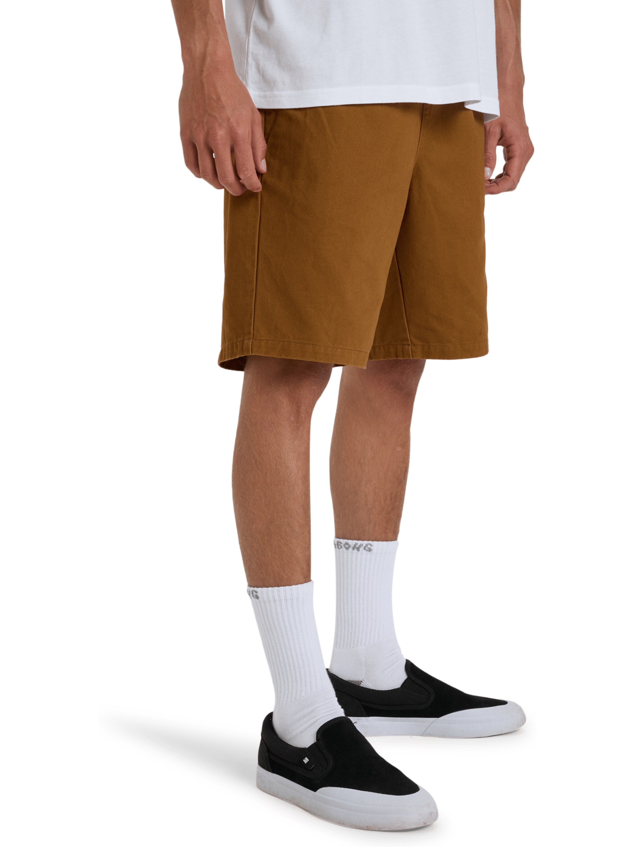 BILLABONG Regular Shorts 'Larry 20' in Braun