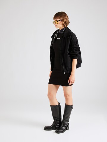 Pegador Kleid in Schwarz