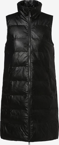 Aygill's Vest in Black: front
