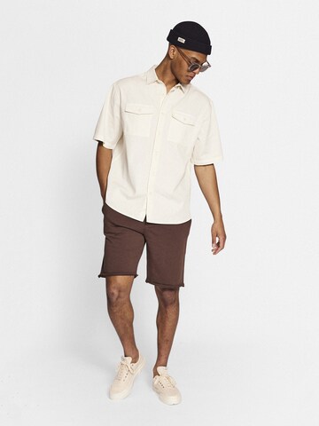 Redefined Rebel Regular Shorts 'Fresh' in Braun