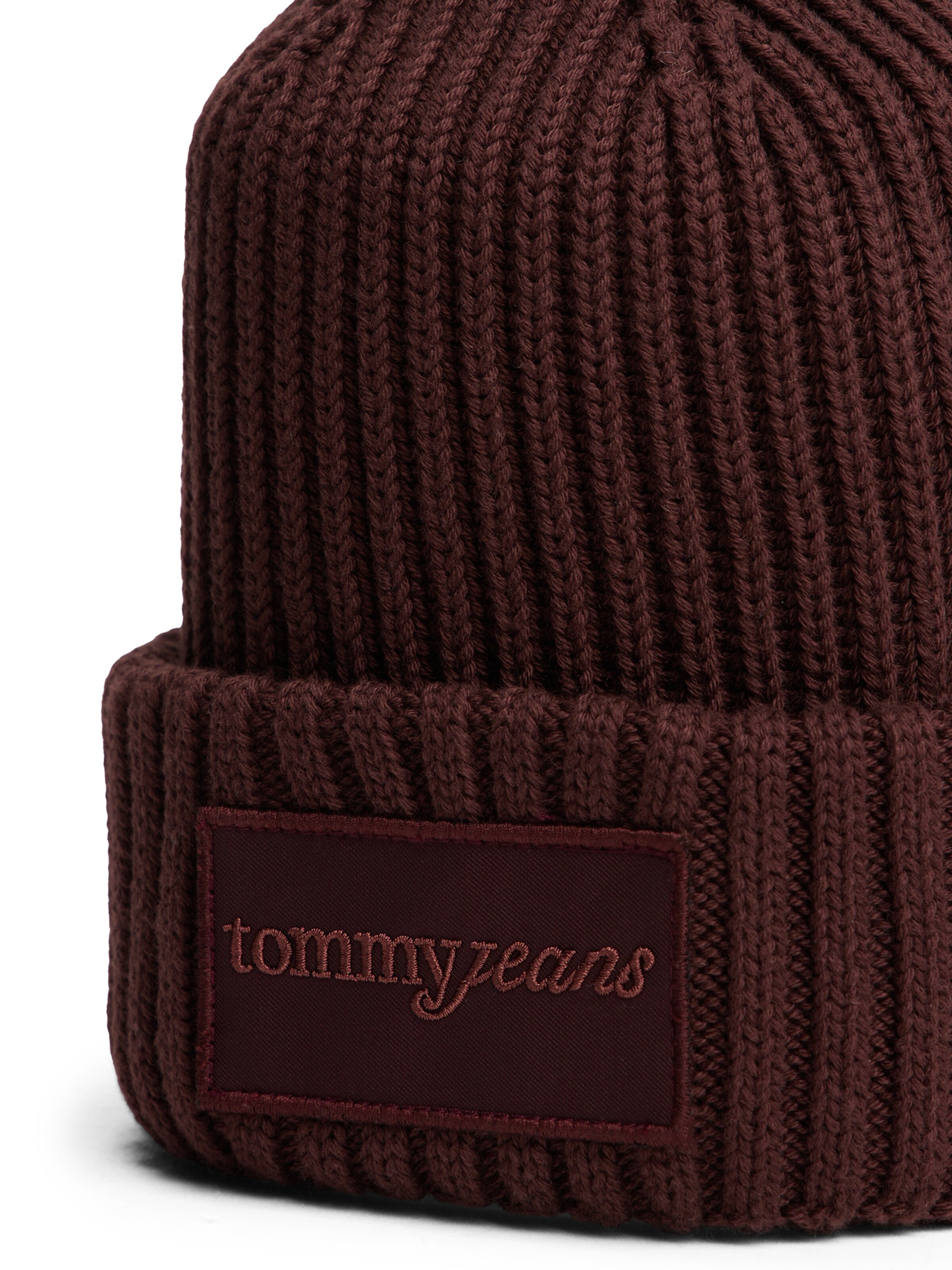 Tommy Jeans Beanie in Brown