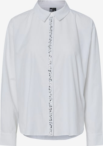 PIECES Pusero 'PCMINE' värissä valkoinen: etupuoli