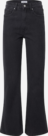 EDITED Bootcut Jeans 'Zoya' i svart: framsida