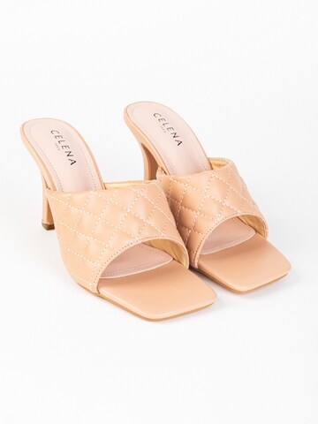 Celena Mules 'Cundrie' in Pink