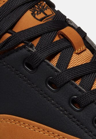 TIMBERLAND Urheilulliset nauhakengät värissä ruskea