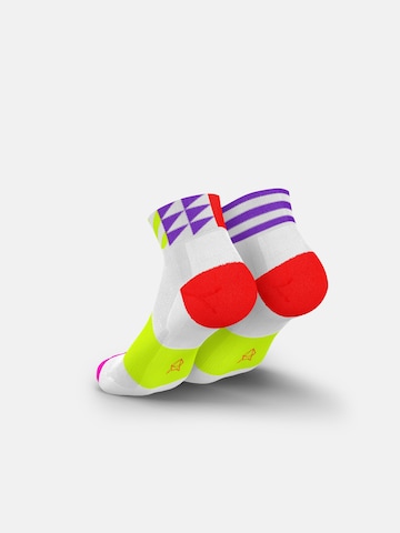INCYLENCE Athletic Socks in White