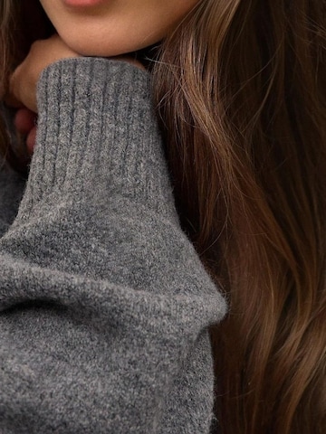 Pull-over Hiccup en gris