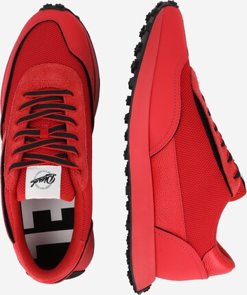 DIESEL - Zapatillas deportivas bajas 'RACER' en rojo