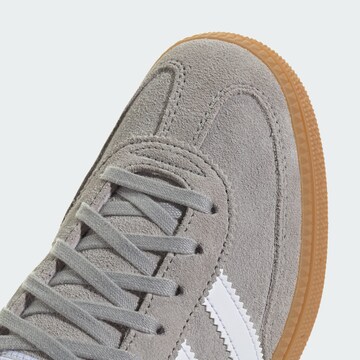ADIDAS ORIGINALS Sneaker 'Handball Spezial' in Grau