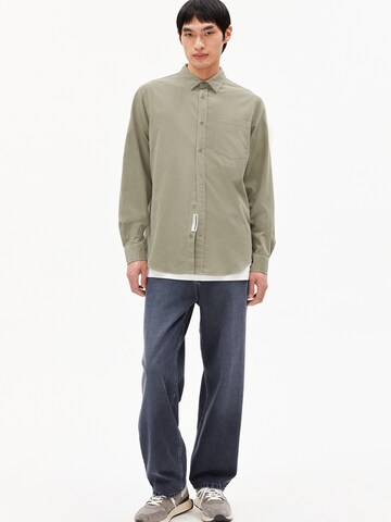 ARMEDANGELS Comfort fit Button Up Shirt in Green