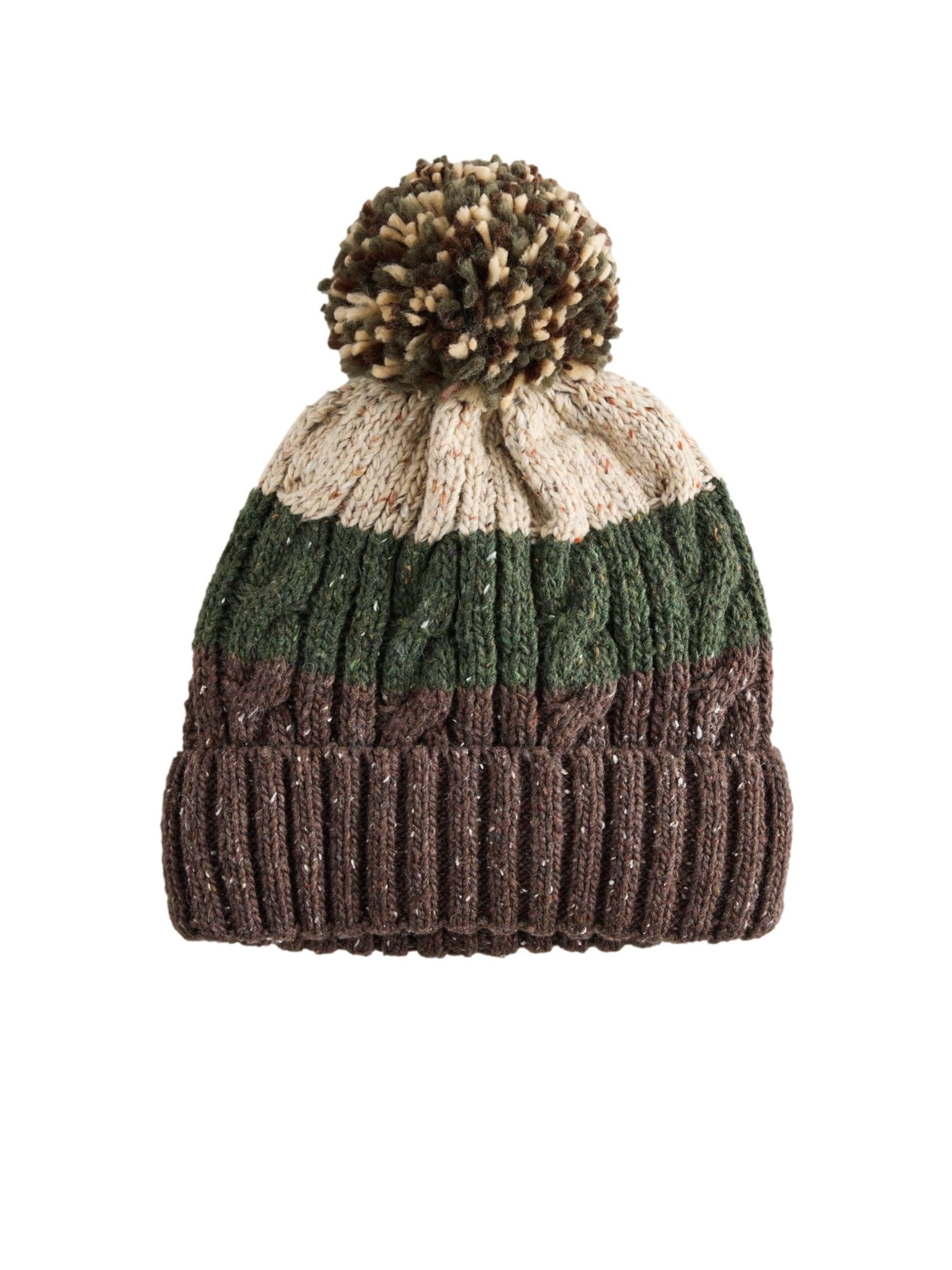 Next - Gorros em castanho: frente