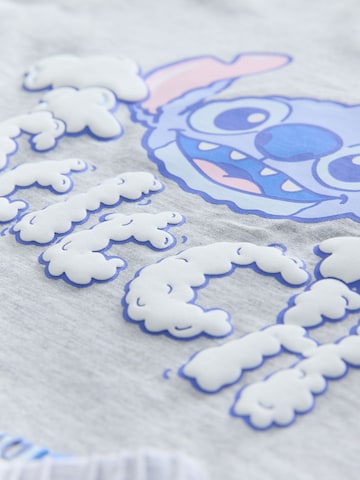 Pijamale 'Disney Lilo and Stitch' de la Next pe gri