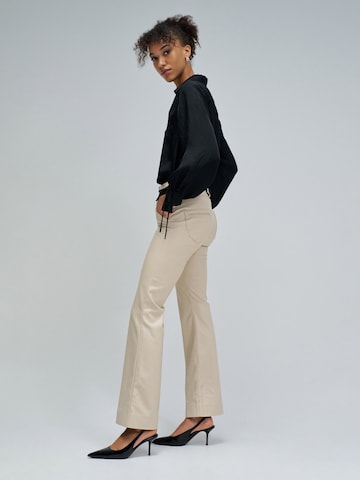 Salsa Jeans Flared ChinoHosen Secret in Beige