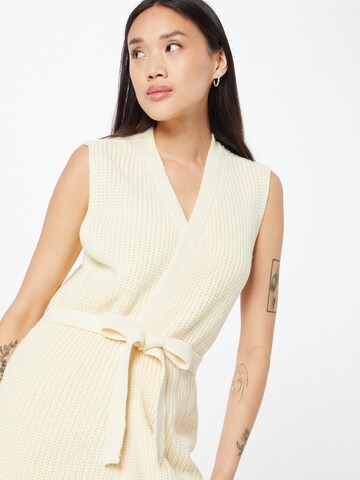 JDY Knitted Vest 'Justy' in Beige