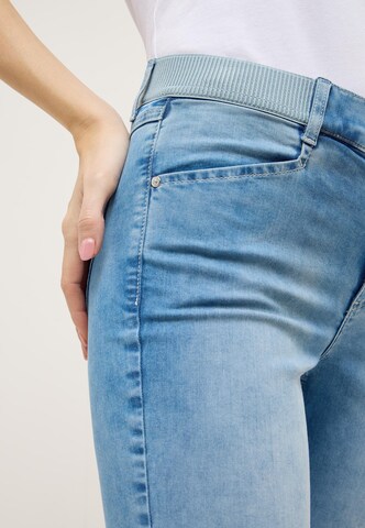 Effilé Jean 'ANACAPRI SPORTY' Angels en bleu