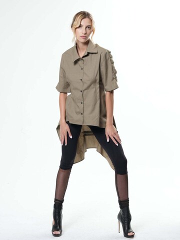Metamorphoza Blouse in Groen: voorkant
