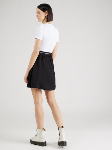 Calvin Klein Jeans Kleit, värv valge