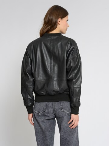 Maze Between-Season Jacket in Black