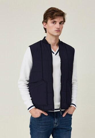 Lexington Vest 'Joffrey' in Blue: front