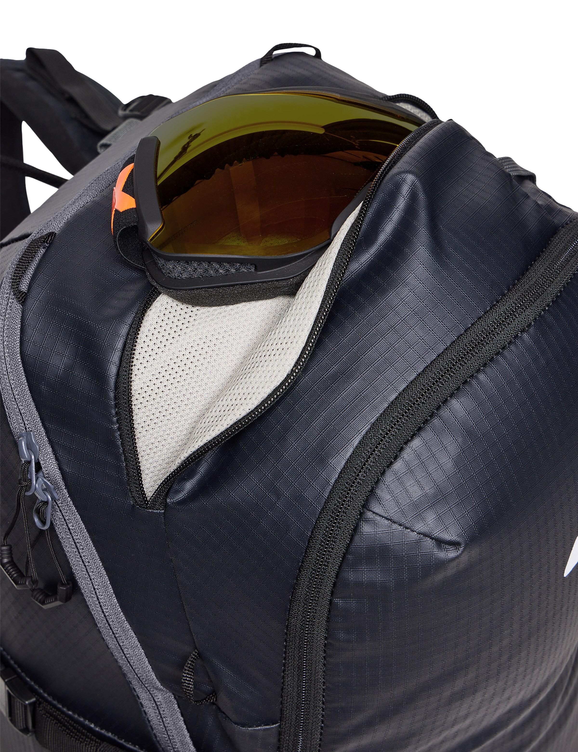 VAUDE Sports Backpack in Black