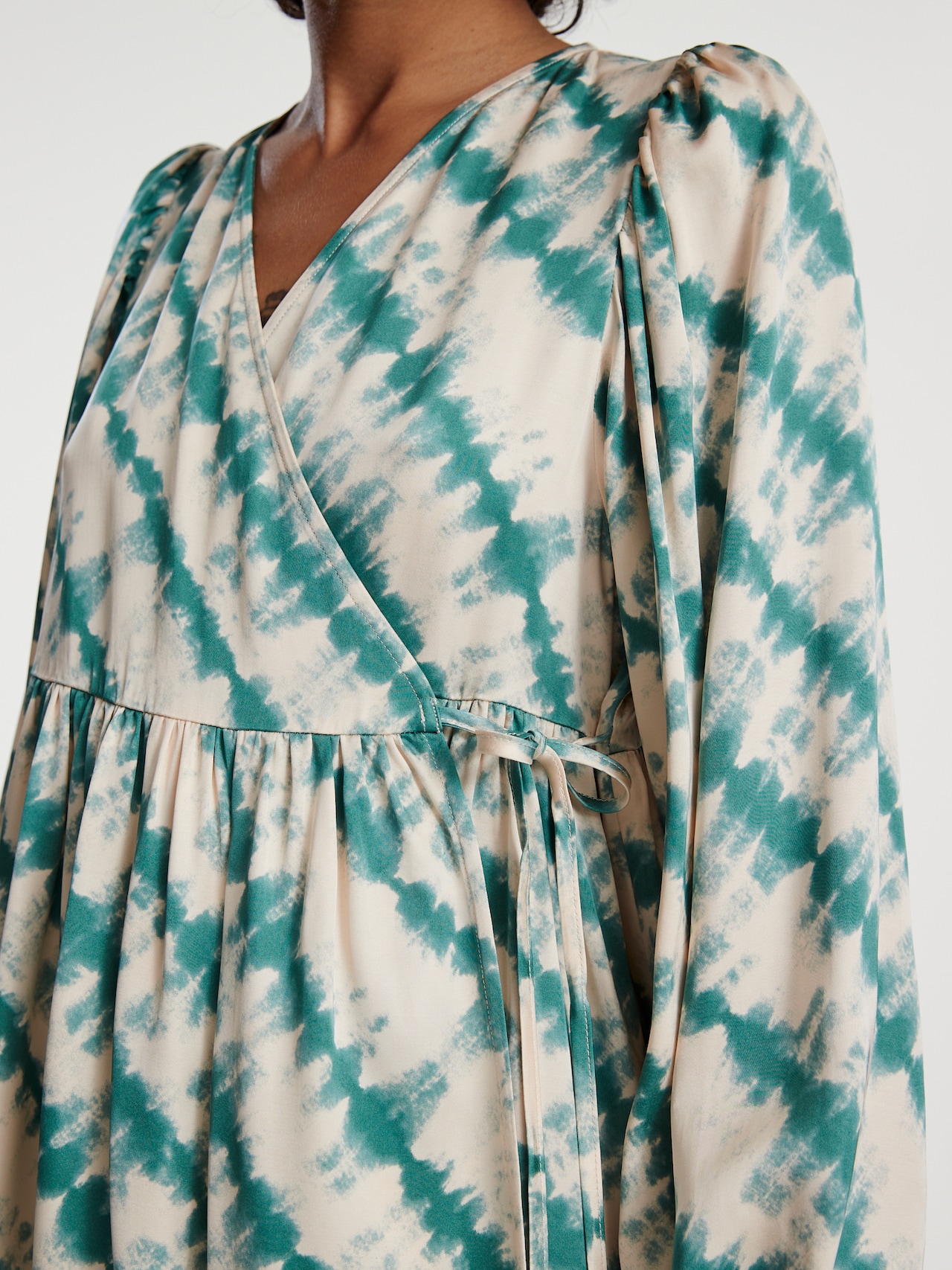 EDITED Produkter Kjole 'Blue' beige