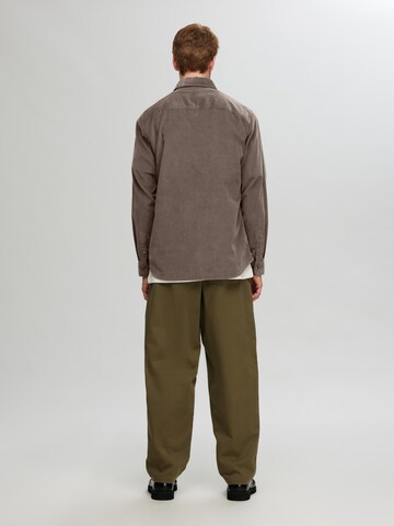 SELECTED HOMME Regular Fit Skjorte 'SLHRegowen' i brun