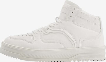 Bershka High-Top Sneakers in White: front