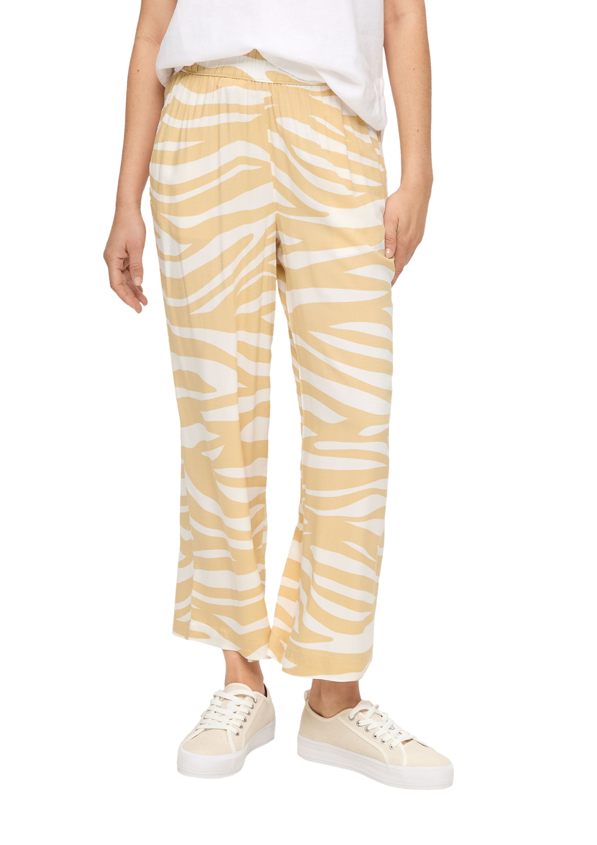 s.Oliver Wide Leg Hose in Beige: Vorderseite