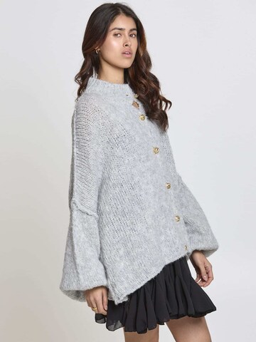Lilavie Strickjacke ' Lolaa Oversize One Size ' in Grau