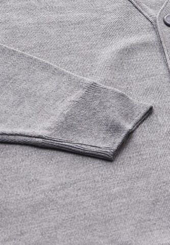 FUMO Knit cardigan in Grey