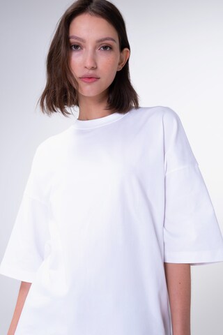 T-shirt 'Graciela' Aligne en blanc