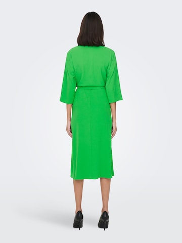 Rochie de la JDY pe verde