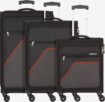 Set di valigie 'Sky Surfer' di American Tourister in nero: frontale