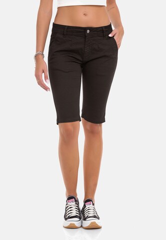 CIPO & BAXX Skinny Pants in Black: front