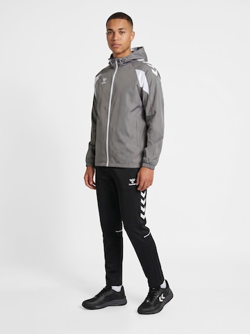 Hummel Sportjacke 'Core 2.0' in Grau