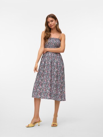 Robe 'VMEasy' VERO MODA en noir : devant
