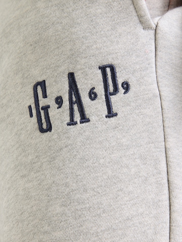GAP Разкроени Панталон в сиво