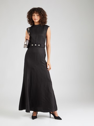 Rochie 'Manila' de la IVY OAK pe negru: față