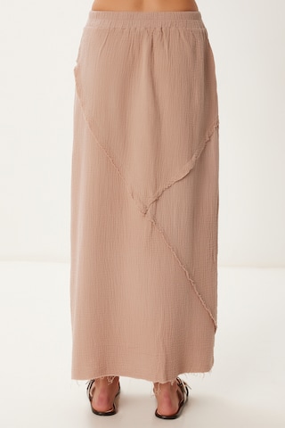 Gonna di Happiness İstanbul in rosa