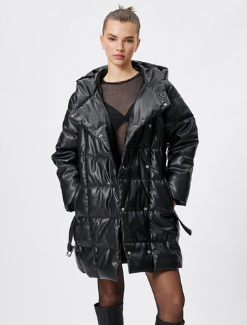 Koton Übergangsmantel in Schwarz: Vorderseite