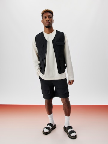 ABOUT YOU x Kingsley Coman Vest 'Neo' in Black: front