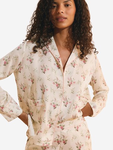 Pantaloncini da pigiama 'Artlight' di ETAM in beige