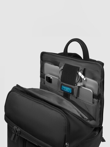Piquadro Backpack in Black
