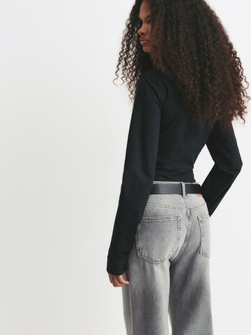 Bluză de la Pull&Bear pe negru