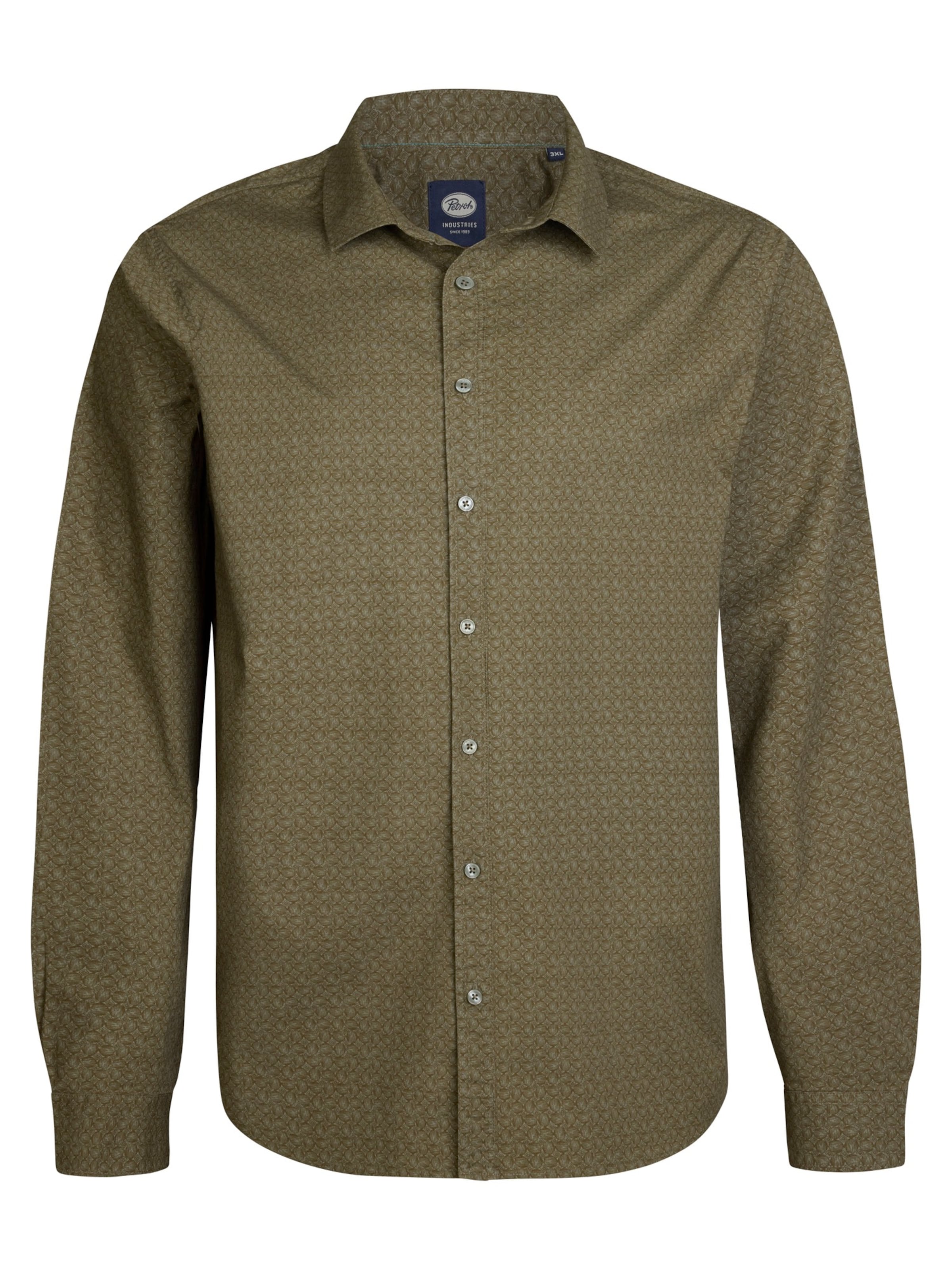 Petrol Industries Regular fit Button Up Shirt in Green: front