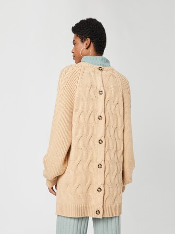 florence by mills exclusive for ABOUT YOU Pullover 'Mistletoe' in Beige