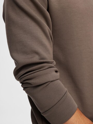 SELECTED HOMME Sweatshirt in Brown